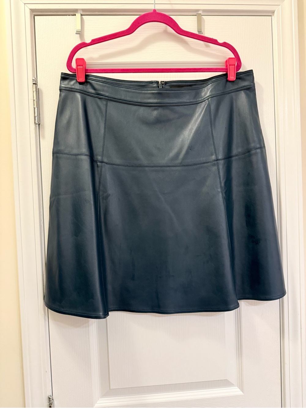 NWT Ann Taylor Hunter Green Vegan Leather Circle Skirt